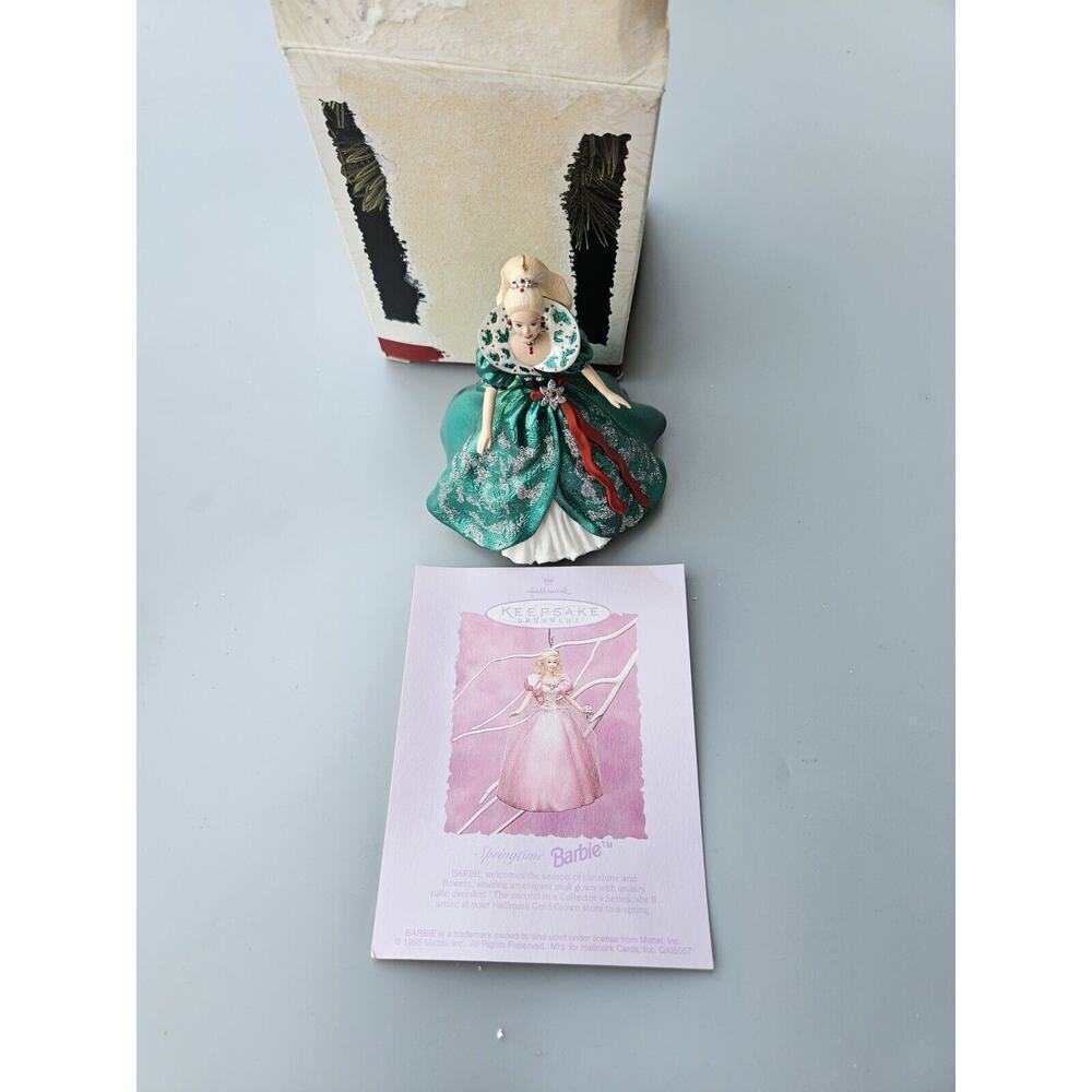 Hallmark Keepsake Ornament 1995 Holiday BARBIE Collector's Series #3